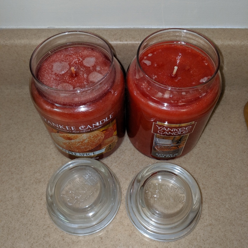 2 New Yankee Candle 22 oz jars.